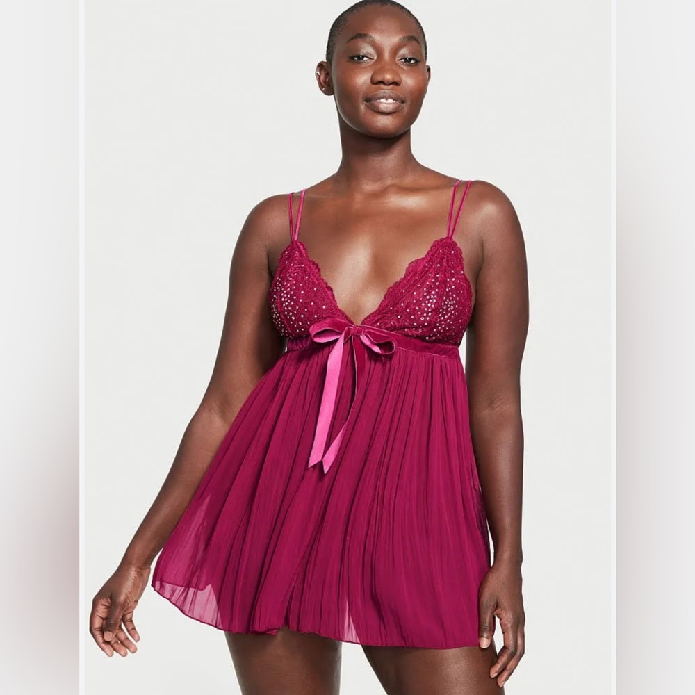 Victoria’s Secret NEW Embellished Slip Size Large